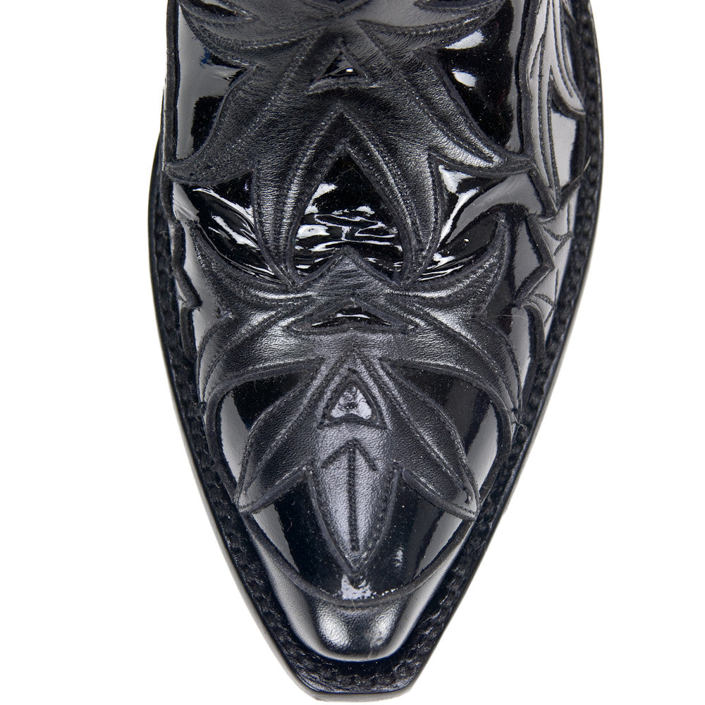 Monet 12" - Back at the Ranch