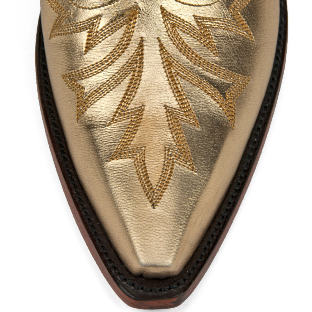 Wings 12" - Back at the Ranch